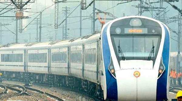 पटना और रांची के बीच पहली “Vande Bharat Express” का कितना है किराया, जानिए