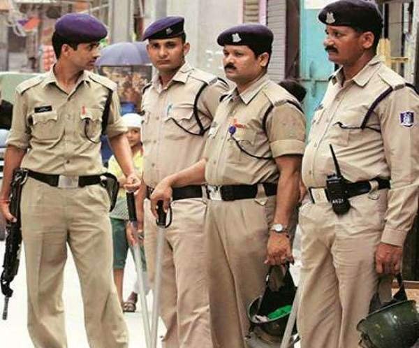 झारखंड पुलिस के इस करतूत को जानकर आप रह जाएंगे दंग…