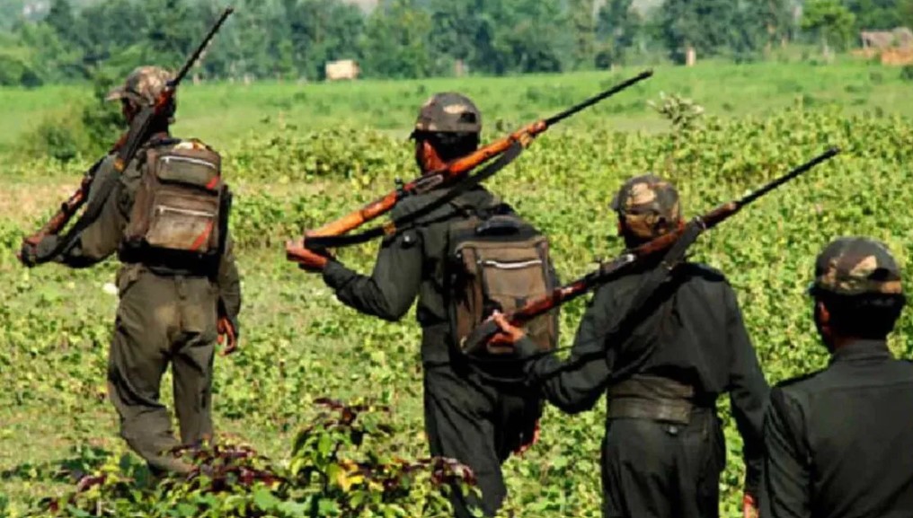 छत्तीसगढ़ में उग्रवाद पर कड़ा प्रहार, सुरक्षाबल के जवानों ने मार गिराये 7 नक्सली